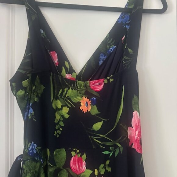 Brand New Le Lis Faux Wrap Knit Maxi Dress in Navy and Floral  - XL with Tag - Picture 4 of 6